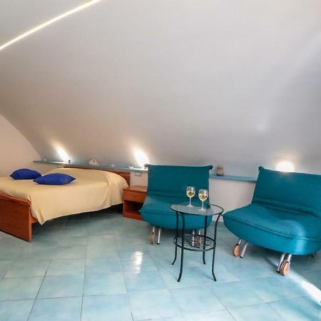 La Mostra Boutique Apartment Майори Экстерьер фото
