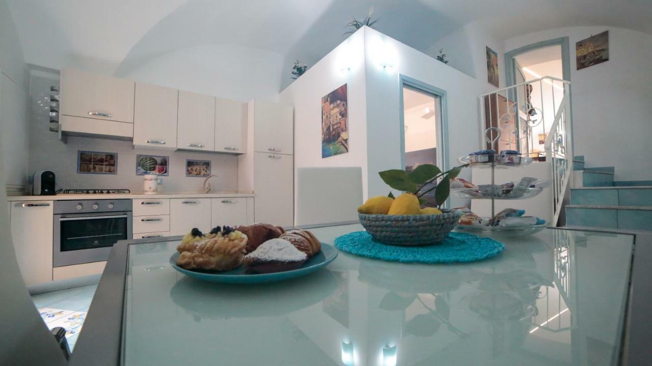 La Mostra Boutique Apartment Майори Экстерьер фото